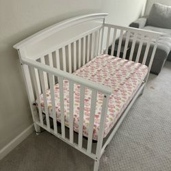 Graco Baby Crib With mattress  (0-4 Yrs)
