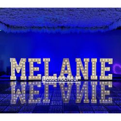 Marquee letters light up letters