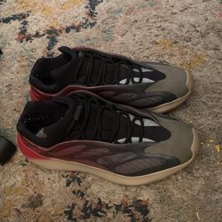 Yeezy V3 700 Read Description 