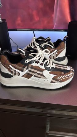 Burberry shoes