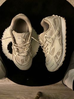 Bottegas Veneta shoes