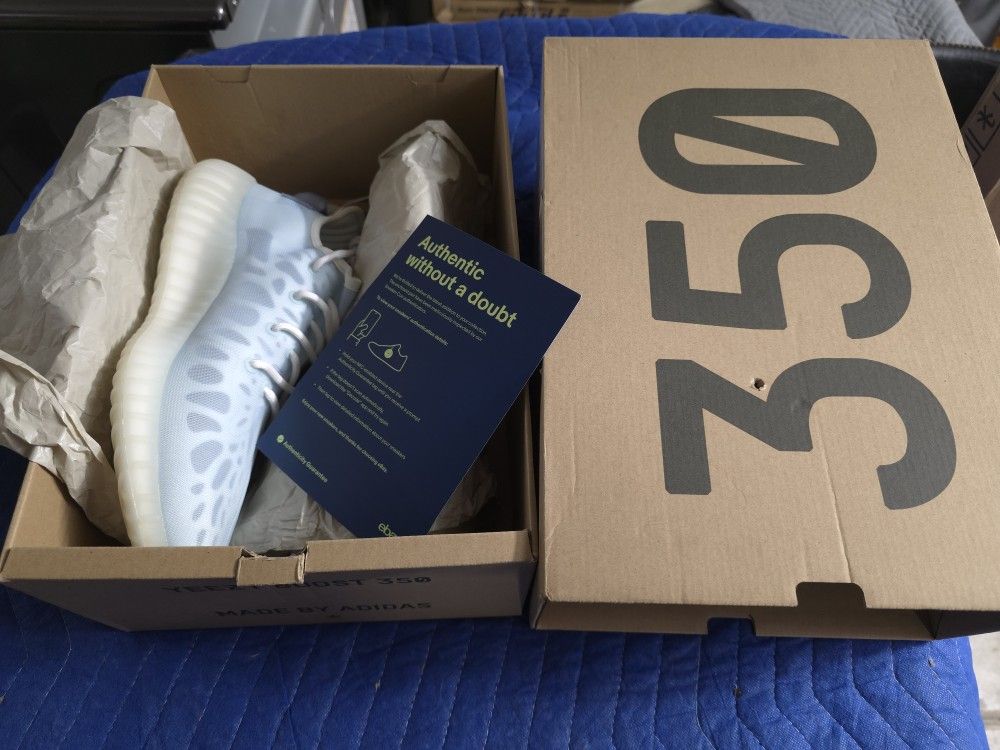 New Adidas Yeezy Mono Ice Mens Size 12