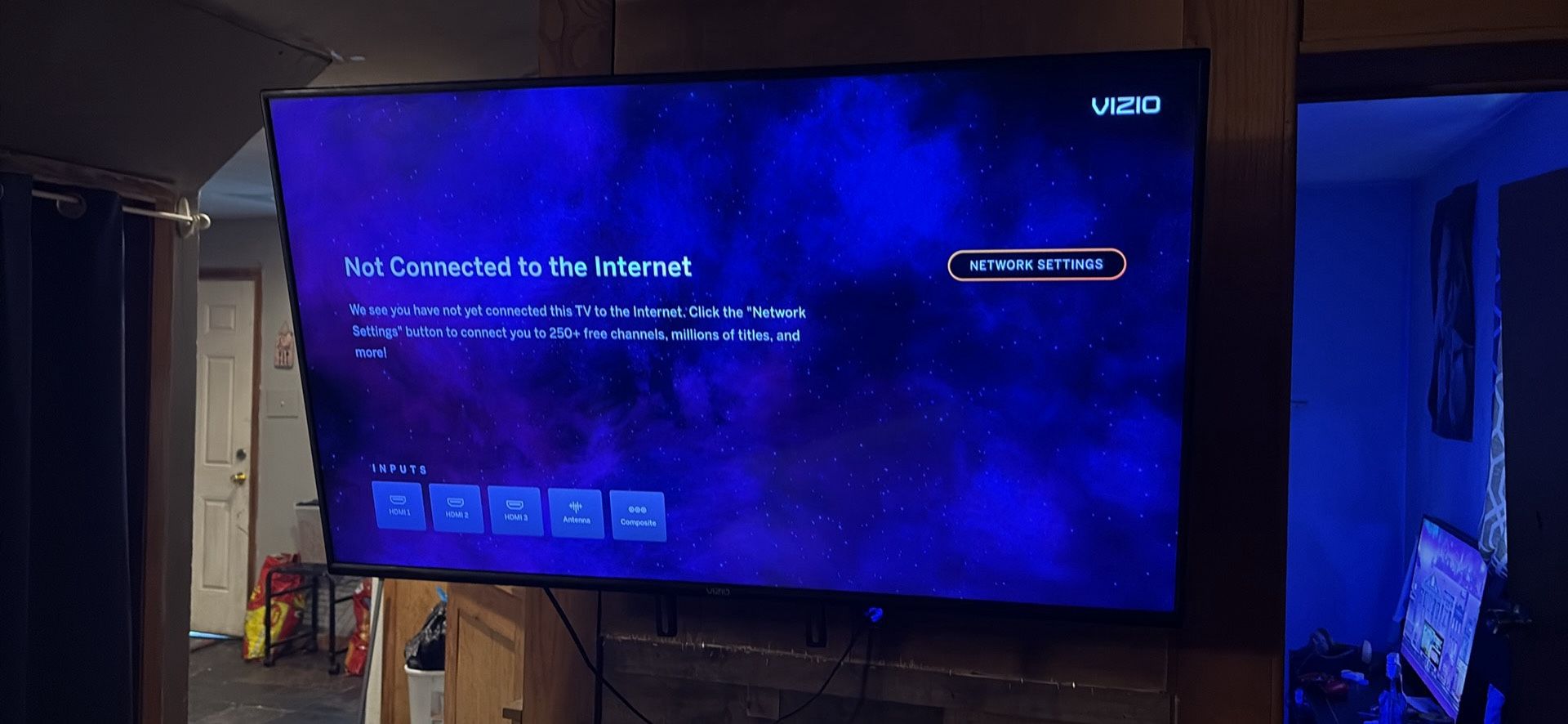 Vizio 65 Inch Tv Comes With Tv Mount As Well