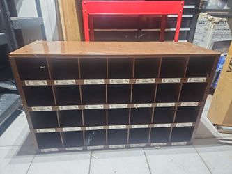Small parts organizer