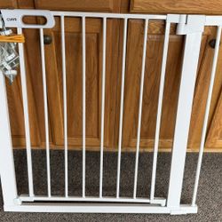 Kids and Animal Restriction Gate