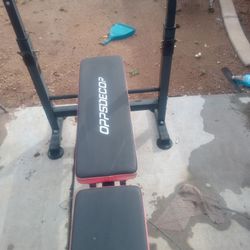 bench press/squat rack