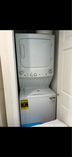 GE stack washer dryer  cash only