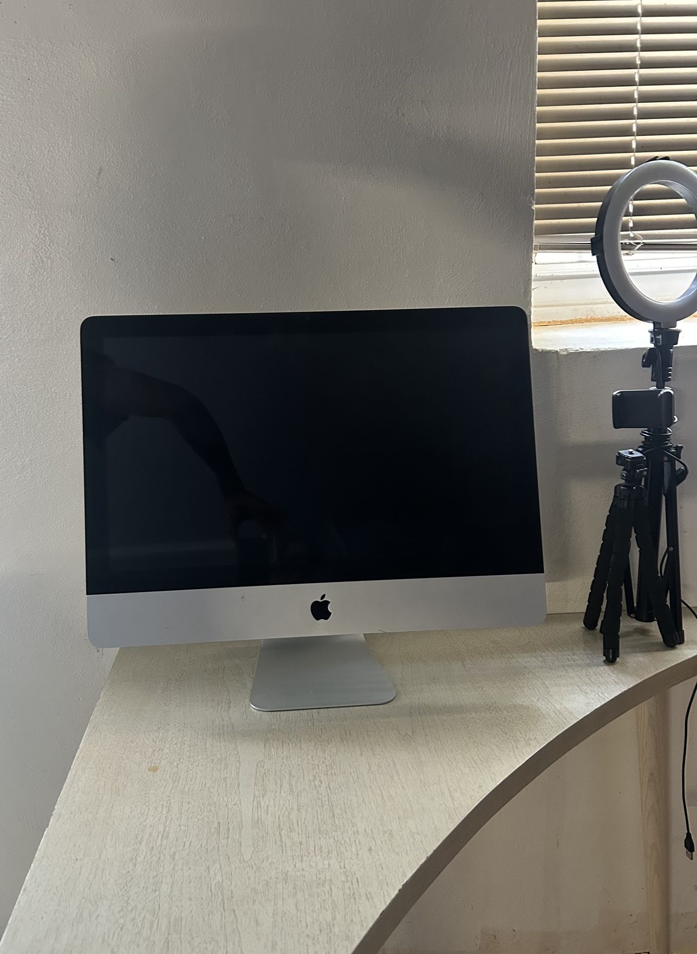 Mac Desktop Computer