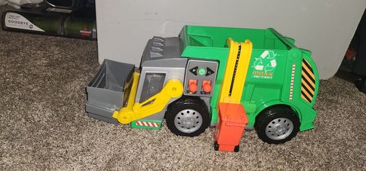 Trash Truck Toy