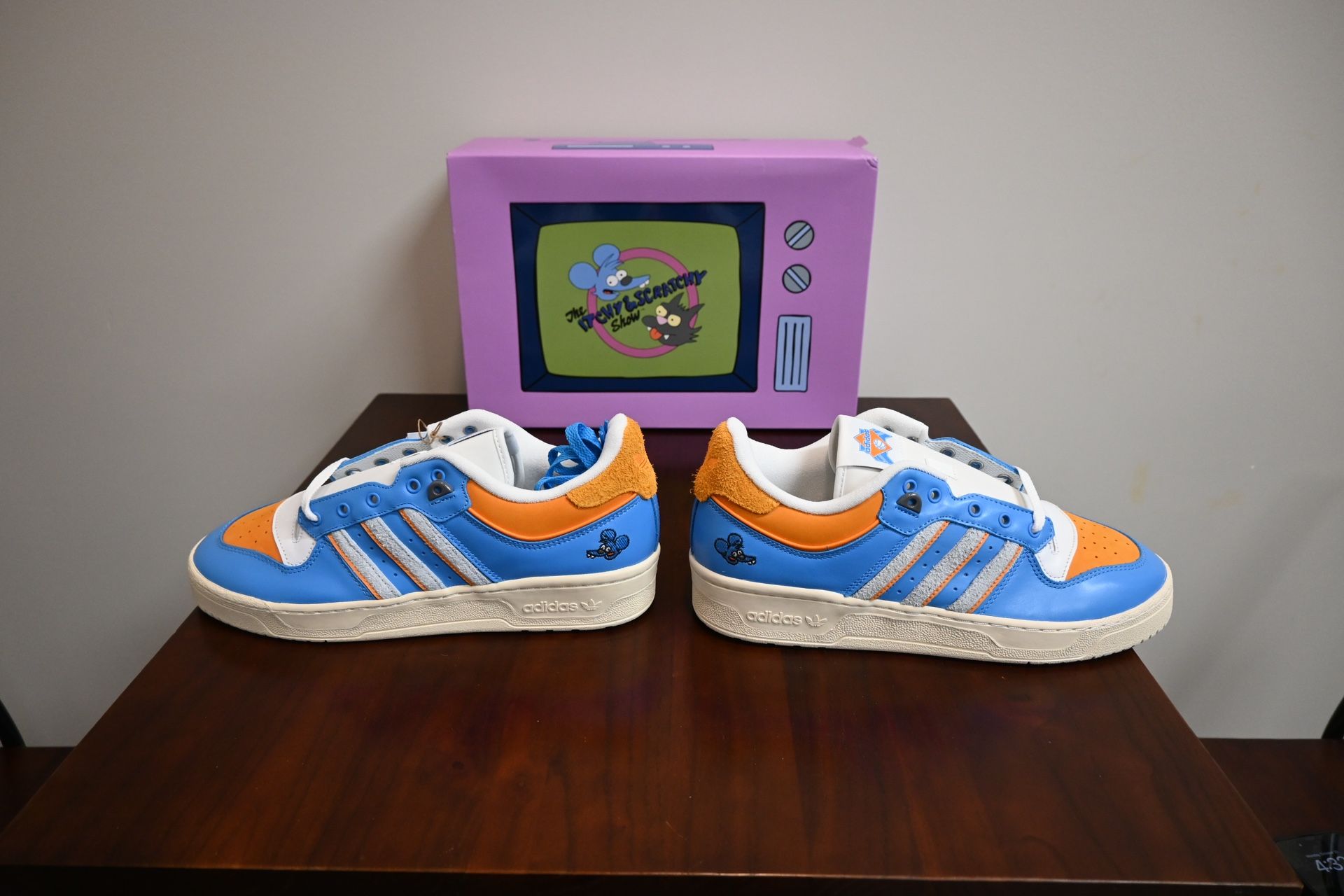 Adidas Simpsons