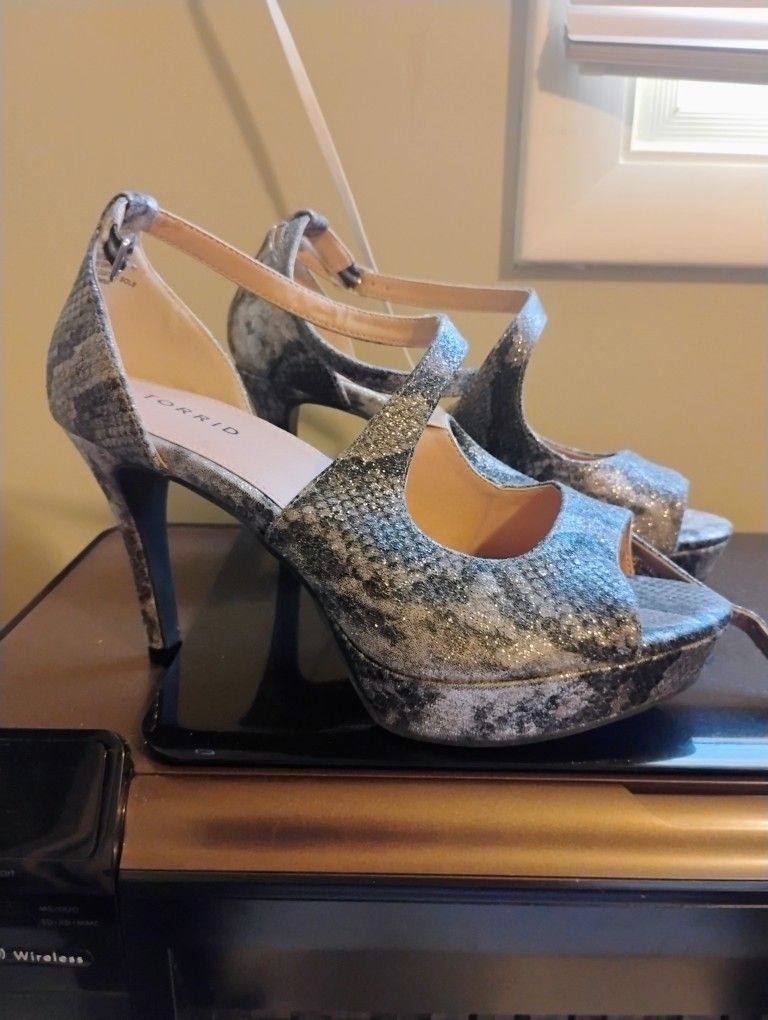 Brand New Torrid Heels Size 10
