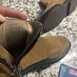 Donal J Pliner Tan Suede Boots /women /size 6  1/2