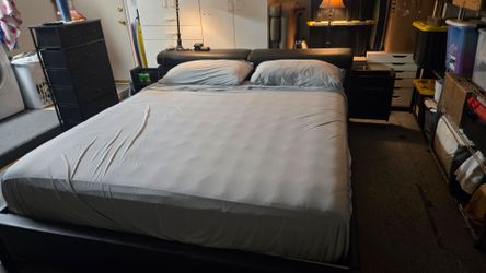 KING BED AND MODERN FRAME