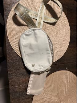 Lululemon belt bag and coin bag