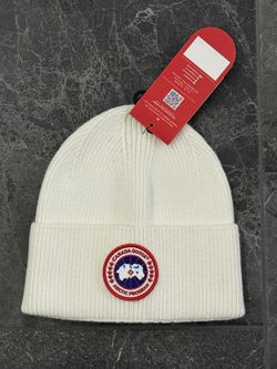Canada Goose Beanie White