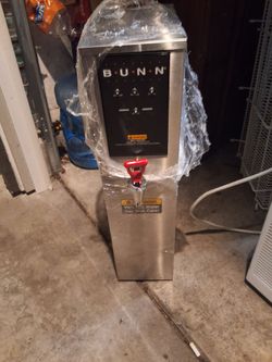 BUNN industrial hot water dispenser