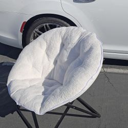 Foldable Faux Fur Saucer Chair