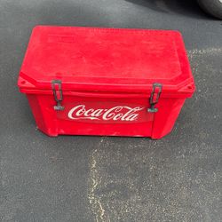 Grizzly Coolers 60 Coca Cola Bear Protection Camping