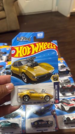 Hot wheels 68 corvette gas monkey color oro