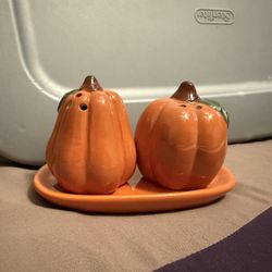 Salt And Paper Shakes