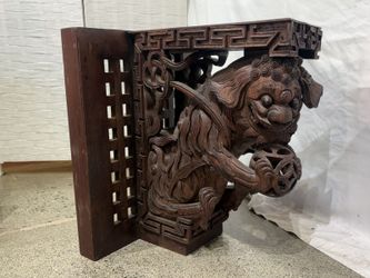 Antique Hand Carved Foo Dog Guardian Corbel – Left
