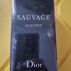 Dior Sauvage  <---women love this smell