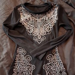 Black and white affliction like shirt