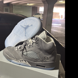 New retro 5 wolf grey size 9 men