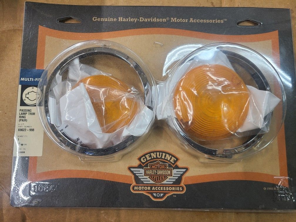 Harley Davidson Passing Lamp Trim