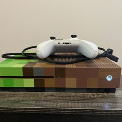 Xbox One S Minecraft Limited Edition – 1TB