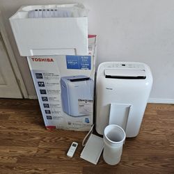 AC PORTABLE TOSHIBA 6000 BTU OPEN BOX NEW REMOTE CONTROL, HOSE,WINDOW KIT FOR ANY QUESTION TEXT ME PLEASE HABLO ESPAÑOL THANKS
