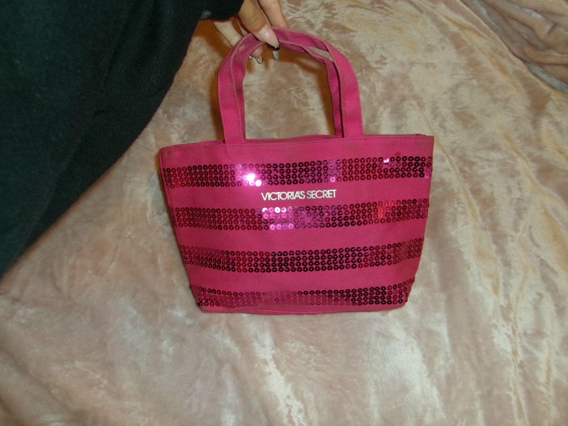 Victoria’s Secret Sequin Tote Bag – Hot Pink