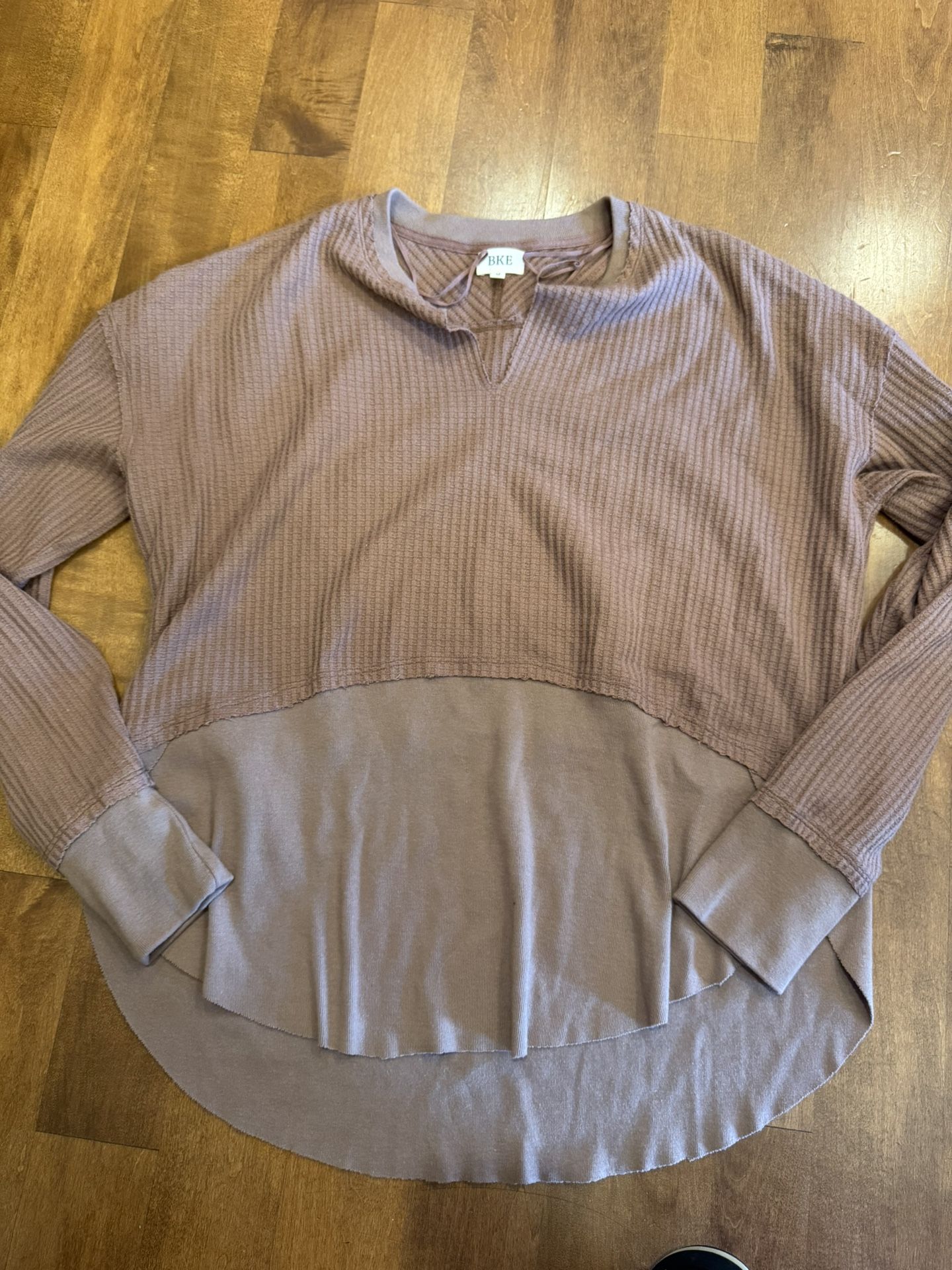Woman’s BKE fall top size medium can ship if needed
