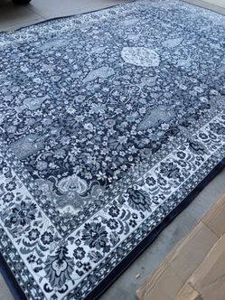 10x13 area Rug