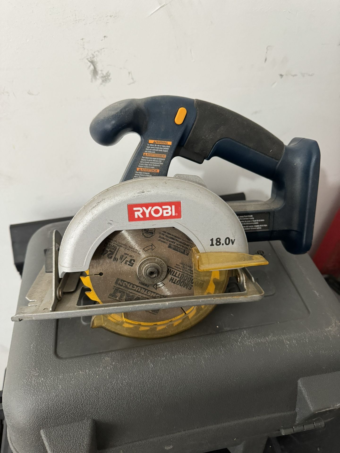 Ryobi battery Powered Saw