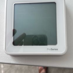 Honeywell Home Lyric T6 Pro Wi‑Fi / T6 Pro Smart Thermostat