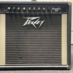  80’s Peavey Bandit 65 Solo Series 65-Watt 1x12" Guitar Combo - Black Amp