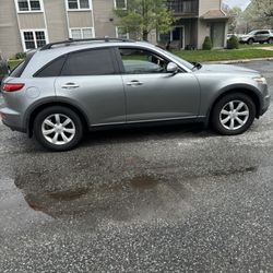 2005 Infiniti  Fx35