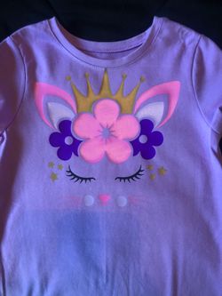 Cat with a crown shirt