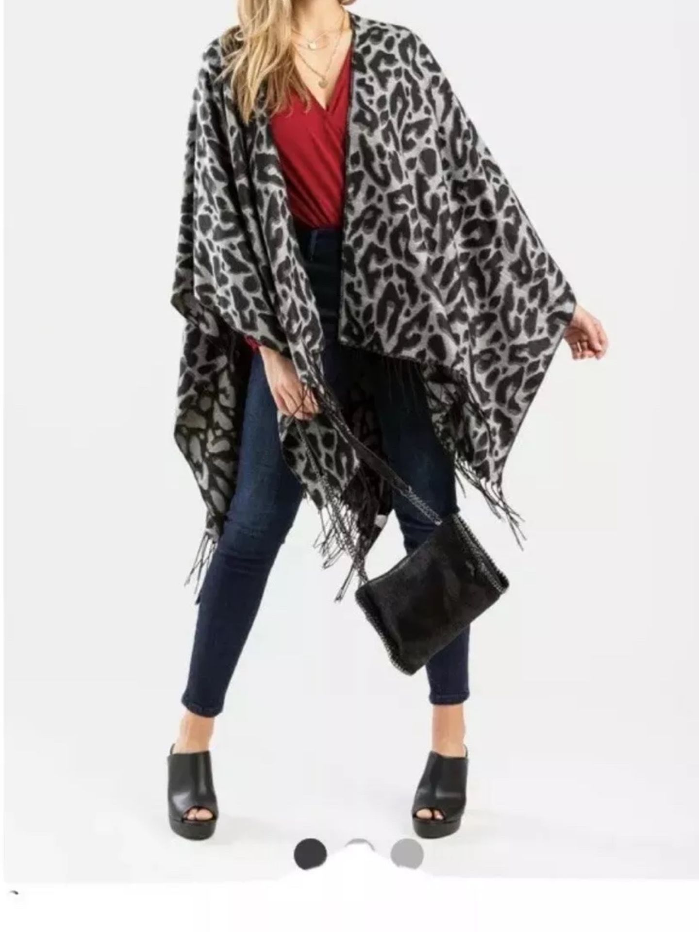 New Francescas Tracy Fron Tie Printed Animal Poncho/ Cape