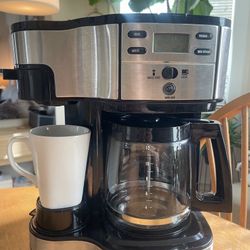 Hamilton Beach 2-Way Programmable 12 Cup Coffee Maker

