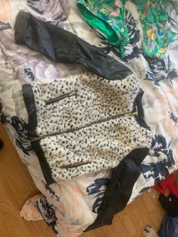 Girls clothing