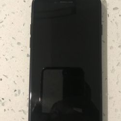 IPhone 7 32g Unlocked Mint Condition  Any Company 