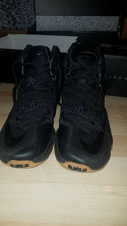 Lebron 13 black size 9.5