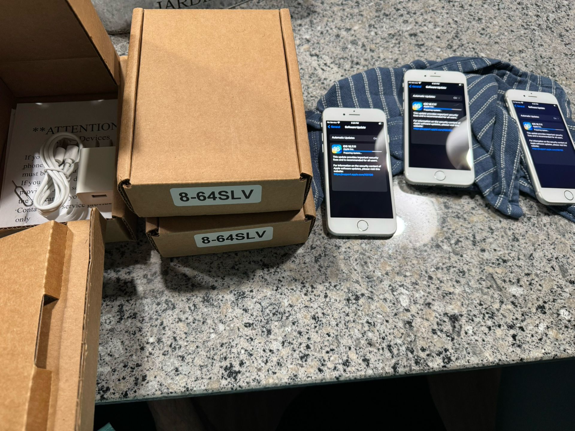 iPhone 8 64GB Unlocked - Factory Refurbished - Graded A
