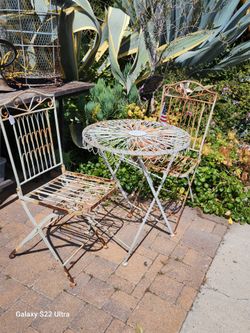 Vintage 3 Piece Sunburst Bistro Set