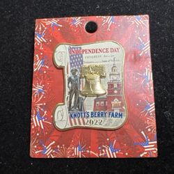 Knott’s Berry Farm Pin Declaration Of INDEPENDENCE DAY 2022 Liberty Bell NEW!