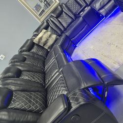 ✨️Reclining Sectionals Sofas ✨️ Furniture Sectionals, Bedrooms, Dining Avail