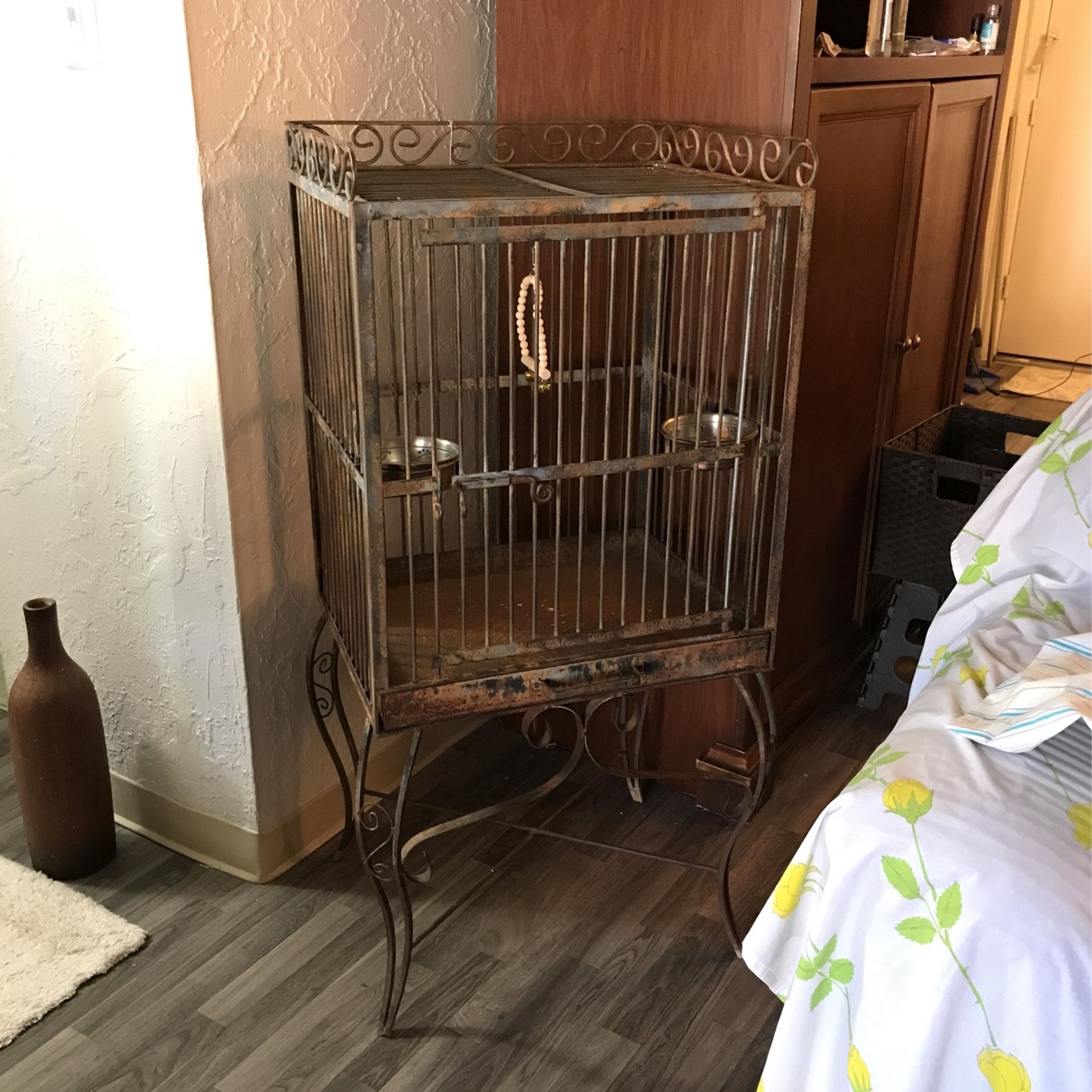 Spanish Wrought iron birdcage vintage 24x28π¦
48 Tall