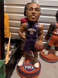 Shawn Marion 36-inch (3-foot) giant life-size bobblehead
